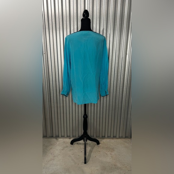 Womens Bob Mackie Blue Silk Geometric Button Down Long Sleeve Blouse Size Medium - Picture 2 of 5